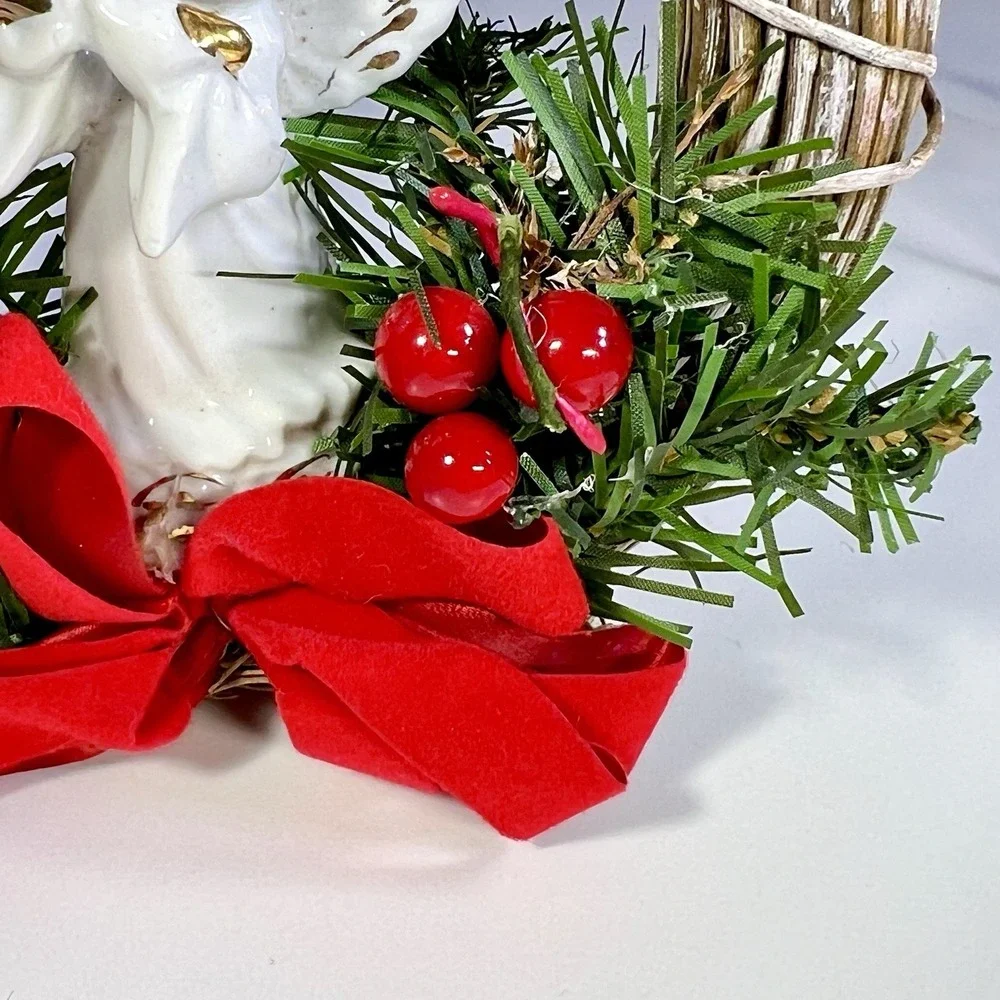 Vintage Hand Crafted Christmas‎ Wreath Porcelain Angel Holly Berry Bow Kitsch 6